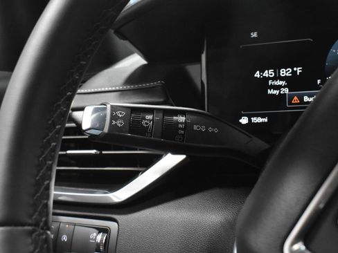 Used 2026 GMC Acadia Elevation w/ Elevation Premium Package FWD image 14