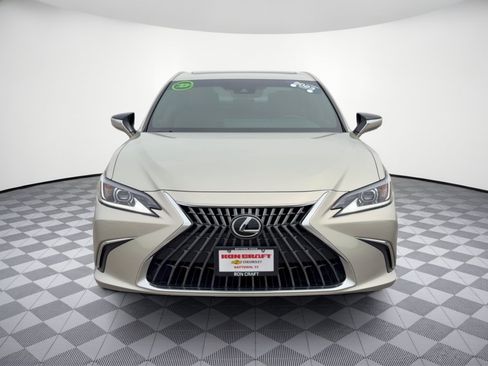 Used 2023 Lexus ES 300h w/ Premium Package FWD image 6