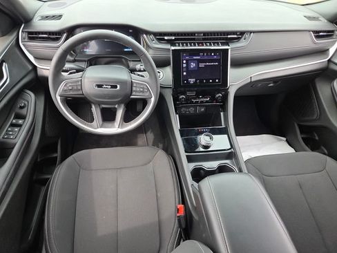 Used 2025 Jeep Grand Cherokee Laredo w/ MOPAR Finishing Package RWD image 8
