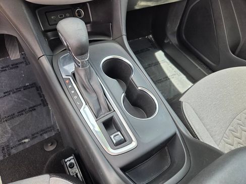 Used 2023 Chevrolet Equinox LS w/ LS Convenience Package FWD image 27