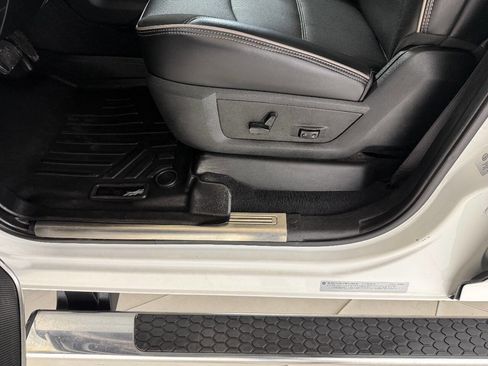 Used 2019 RAM 3500 Laramie image 56