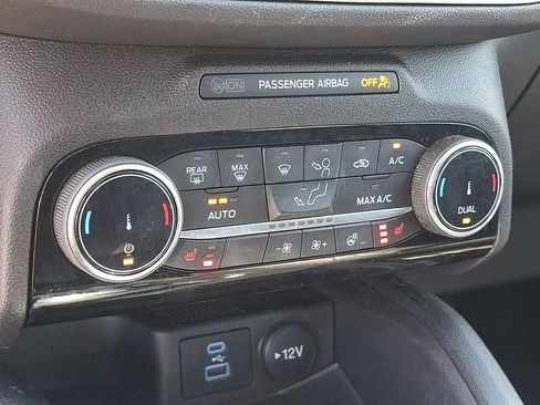 Used 2022 Ford Escape SEL AWD/4WD image 16