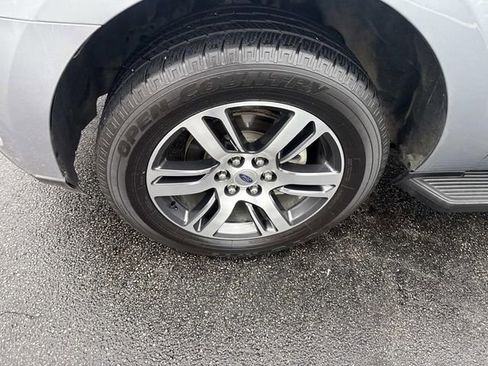 Used 2024 Ford Expedition Max XLT image 16