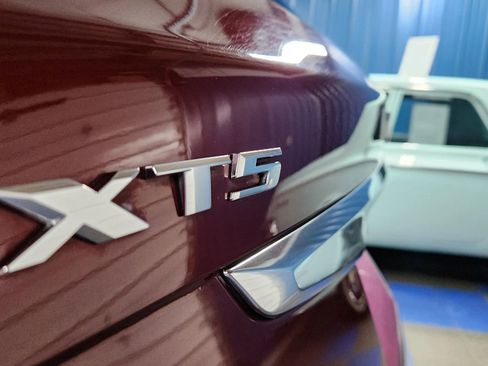 Used 2018 Cadillac XT5 Luxury w/ Driver Awareness Package image 56