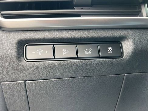 Certified 2025 Kia Telluride S image 11