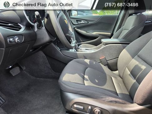 Used 2024 Chevrolet Malibu LT FWD image 19