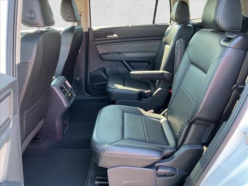 Used 2022 Volkswagen Atlas SE image 13