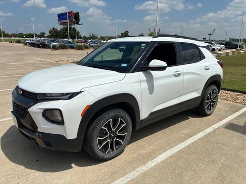 Used 2023 Chevrolet TrailBlazer ACTIV AWD/4WD image 4