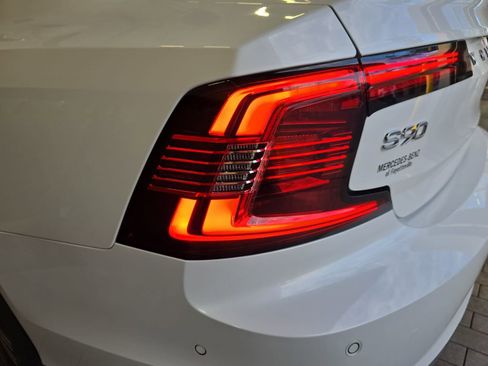 Used 2023 Volvo S90 B6 Ultimate w/ Protection Package Premier image 37