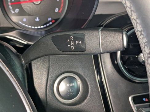 Used 2019 Mercedes-Benz GLC 300 image 12