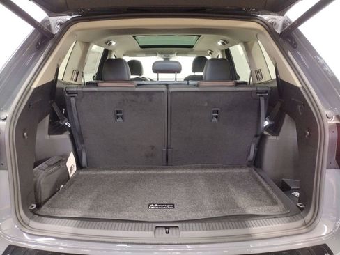 New 2025 Volkswagen Atlas Peak Edition SE image 18