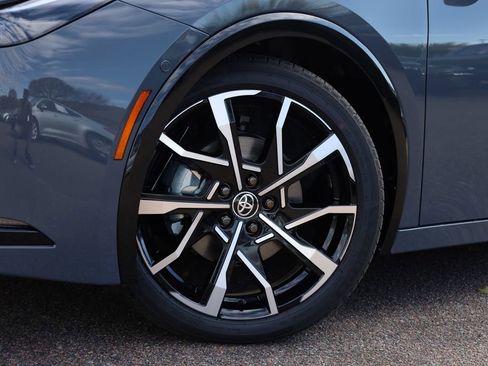 New 2026 Toyota Prius Plug-In Hybrid image 2