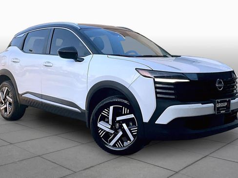 Certified 2026 Nissan Kicks SV FWD image 3