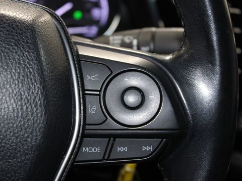 Used 2018 Toyota Camry SE image 20