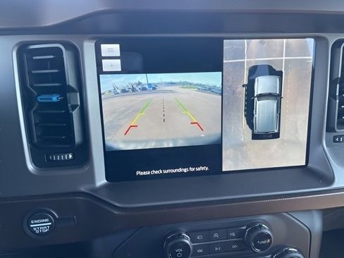 Used 2021 Ford Bronco Outer Banks image 22