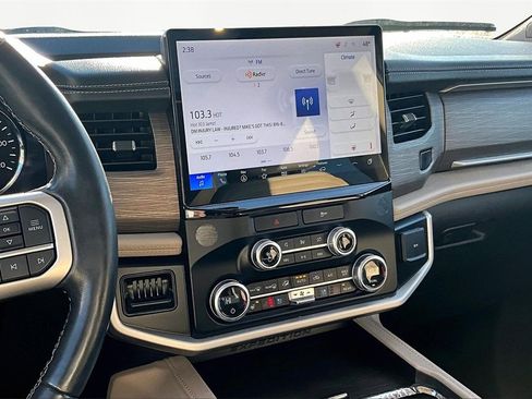 Used 2023 Ford Expedition Max Limited image 6