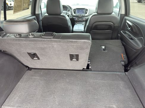 Used 2019 GMC Terrain SLT w/ Preferred Package FWD image 7