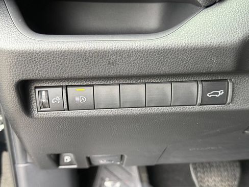 Used 2025 Toyota RAV4 XLE w/ Convenience Package AWD/4WD image 20