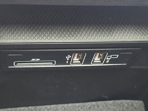 Used 2024 Mercedes-Benz G 63 AMG 4MATIC image 34