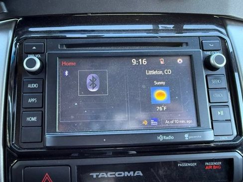 Used 2015 Toyota Tacoma 4x4 Double Cab w/ TRD Sport Package image 17