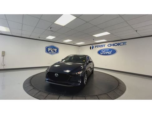 Used 2019 MAZDA MAZDA3 w/Preferred Pkg image 5