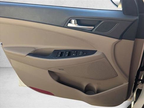 Used 2020 Hyundai Tucson Limited image 7