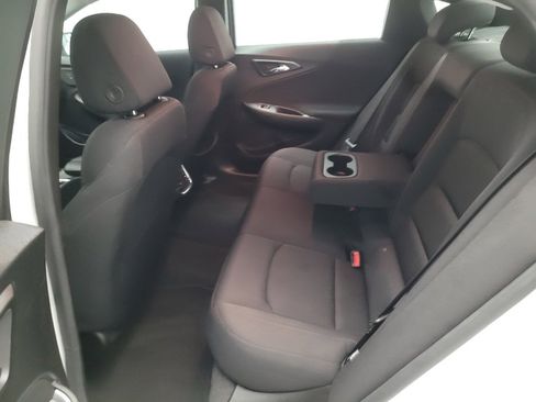 Used 2024 Chevrolet Malibu LT FWD image 18