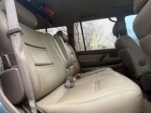 Used 1996 Toyota Land Cruiser image 48