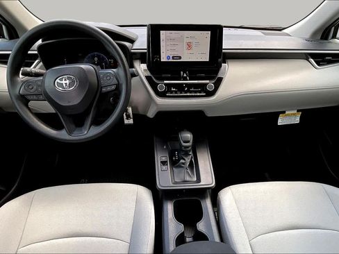 Used 2026 Toyota Corolla Cross L FWD image 15