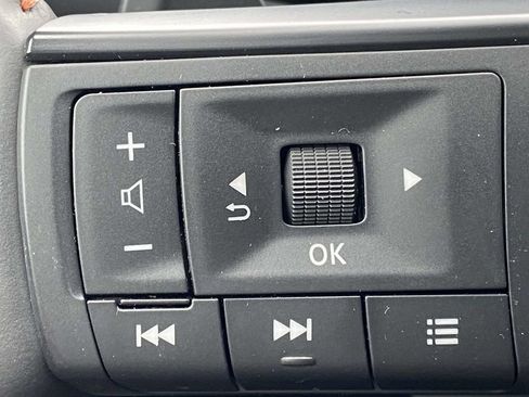 Used 2025 Nissan Pathfinder Rock Creek AWD/4WD image 30