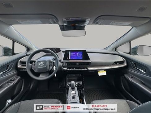 New 2026 Toyota Prius XLE image 10