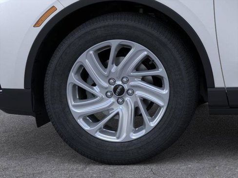 New 2025 Lincoln Corsair Premiere image 19