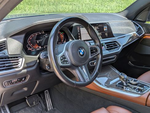 Used 2021 BMW X5 xDrive40i w/ M Sport Package AWD/4WD image 30