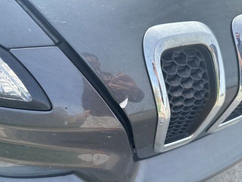 Used 2015 Jeep Cherokee Limited image 10