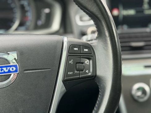 Used 2015 Volvo XC60 T5 image 31