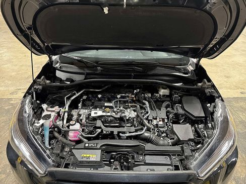 Used 2025 Toyota Corolla Cross AWD Hybrid w/ Convenience Package image 12