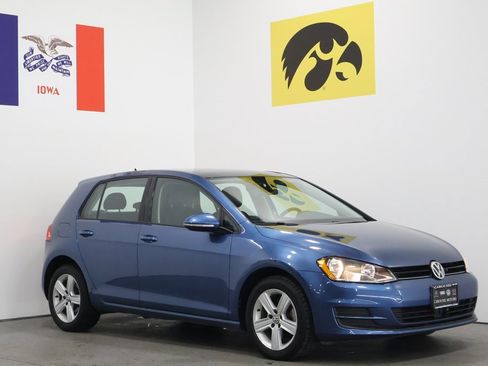 Used 2017 Volkswagen Golf Wolfsburg Edition image 1