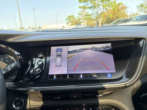 Used 2021 Buick Envision Essence w/ Technology Package I FWD image 28