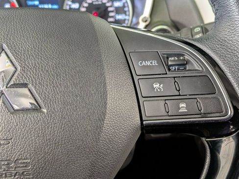 Used 2025 Mitsubishi Eclipse Cross SE AWD/4WD image 21