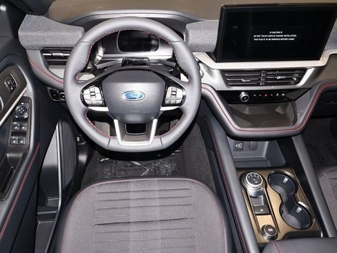 New 2026 Ford Explorer ST-Line w/ ST-Line Street Pack AWD/4WD image 21