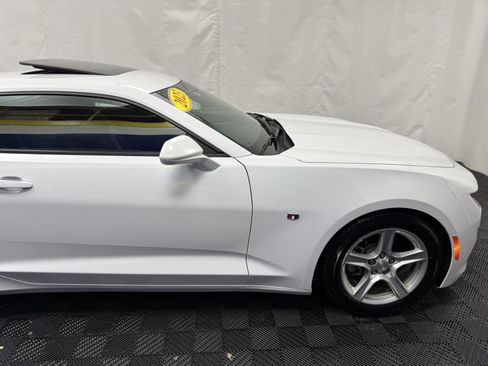 Used 2023 Chevrolet Camaro LT image 12