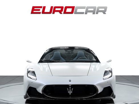 Used 2023 Maserati MC20 Spyder RWD image 10
