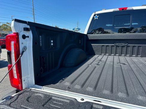 New 2025 Ford F250 King Ranch w/ Chrome Package image 54