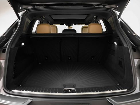 Certified 2025 Porsche Cayenne image 14