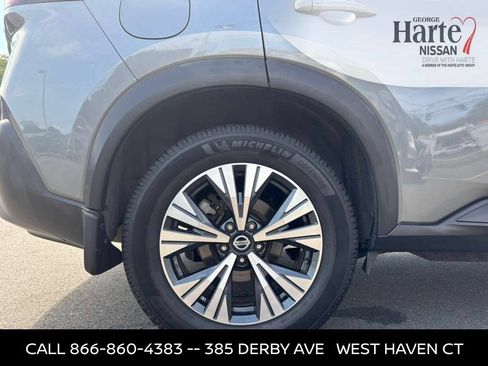 Used 2021 Nissan Rogue SV w/ Premium Package AWD/4WD image 8