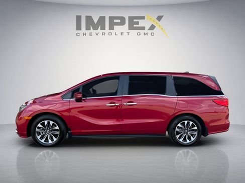 Used 2024 Honda Odyssey EX-L image 2