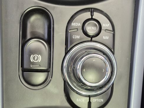 Used 2022 MINI Cooper Clubman S AWD/4WD image 36