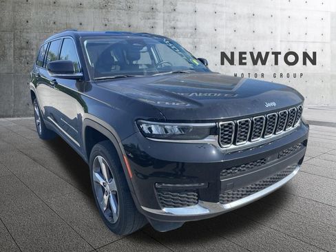 Used 2022 Jeep Grand Cherokee L Limited AWD/4WD image 1