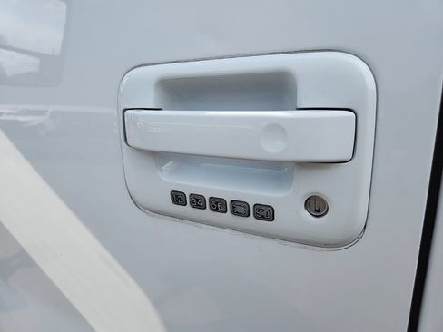 Used 2012 Ford F150 FX4 w/ FX Luxury Pkg AWD/4WD image 9