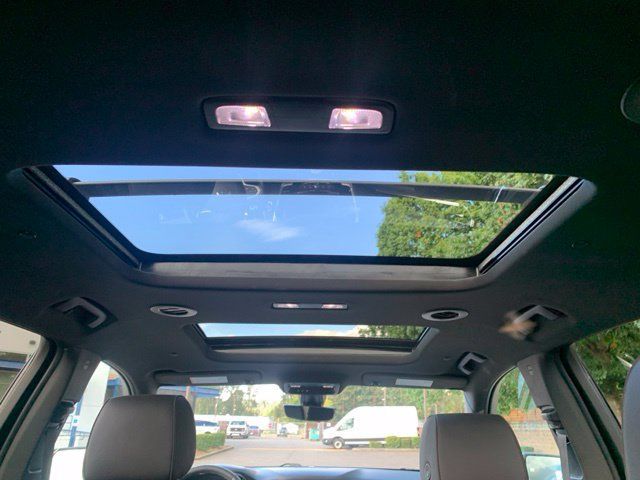Used 2023 Chevrolet Traverse RS w/ LPO, Floor Liner Package AWD/4WD image 12